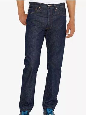 Levi’s Classic Straight Fit Men's Jeans in Dark Indigo